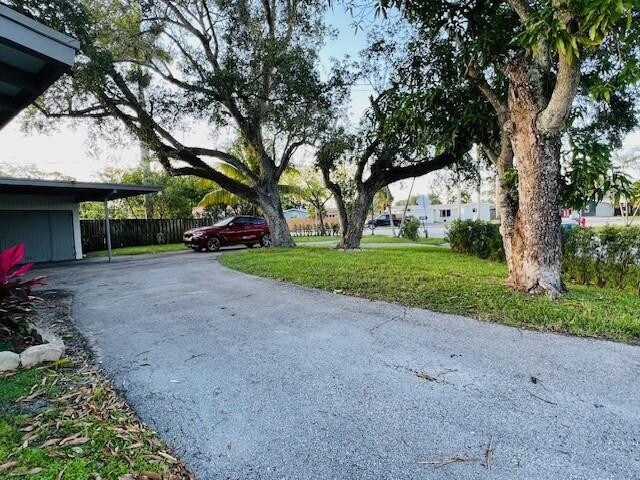 Building Photo - 2401 Andros Ln