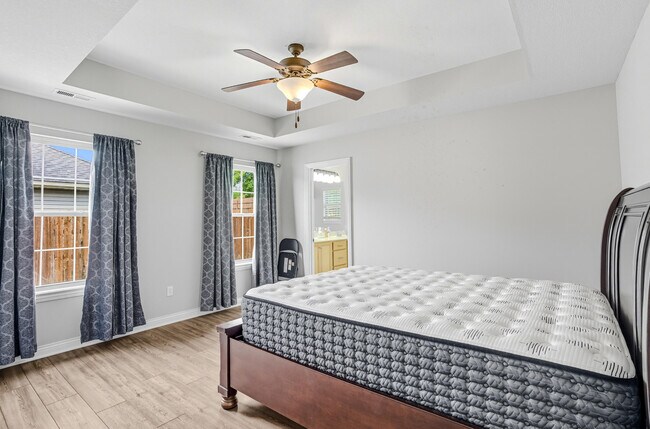Building Photo - 4809 Bullhead Ln