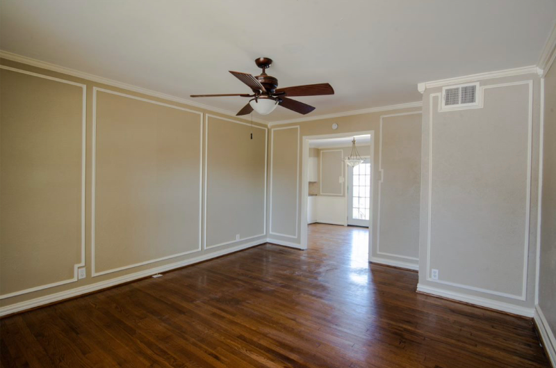 Building Photo - 3521 Hilton Dr