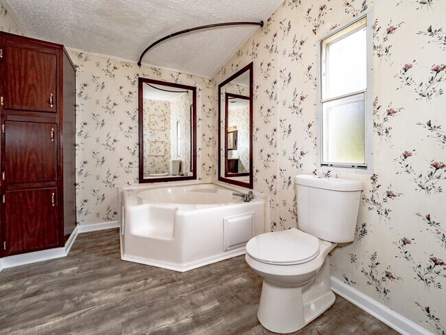 Building Photo - Welcome to this Newly Remodeled  Home in a Stellar Location