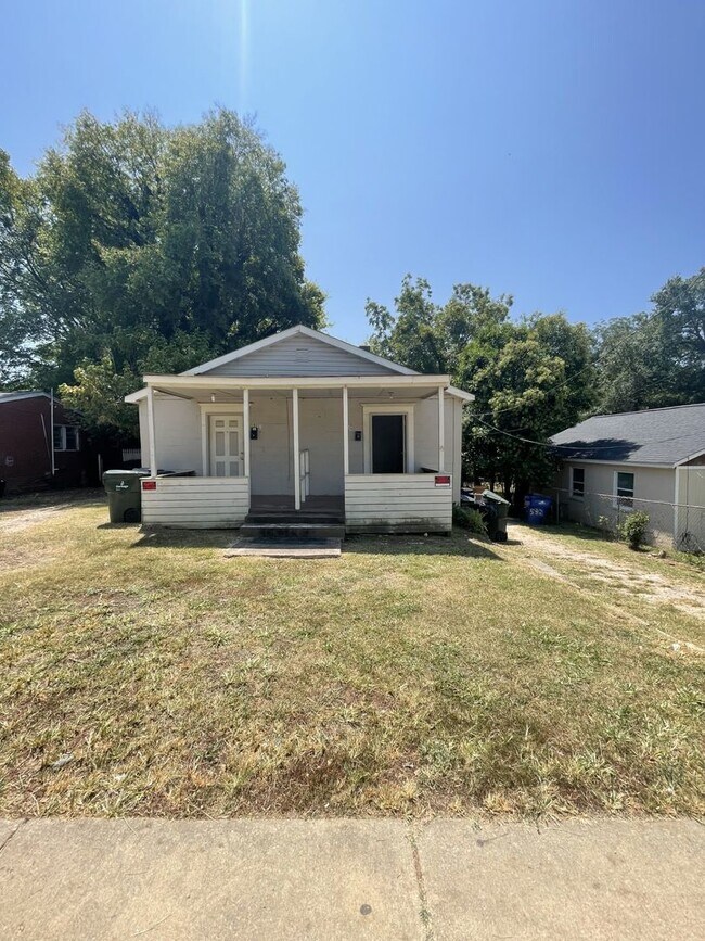 Primary Photo - 1 Bedroom 1 Bathroom