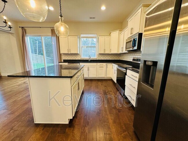 Building Photo - 1128 Belle Pond Ave