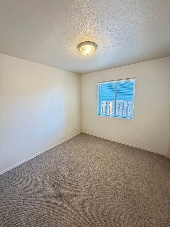 Building Photo - 375 Twister St NE