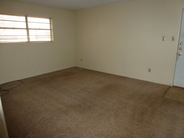 Building Photo - 927 Minter Ln