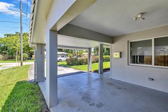 Building Photo - 412 NW 20th St