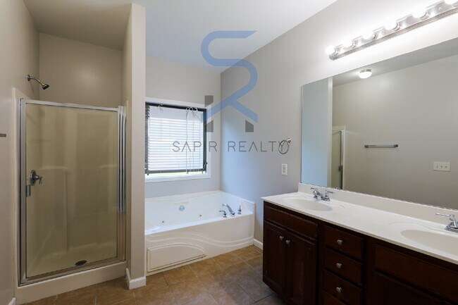 Building Photo - 67 Trailside Cir