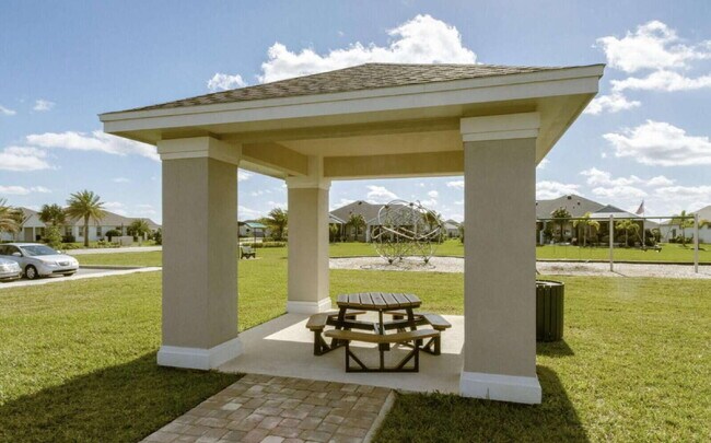 Building Photo - 3 bedroom Loren Cove Unit with Access to Addison Village Amenities!!