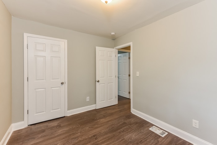 Building Photo - 2023 Akron Dr SE