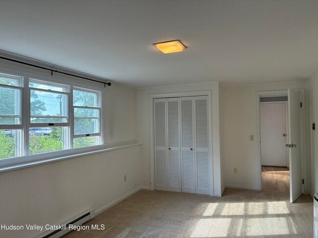 Building Photo - 50 Pleasant View Dr