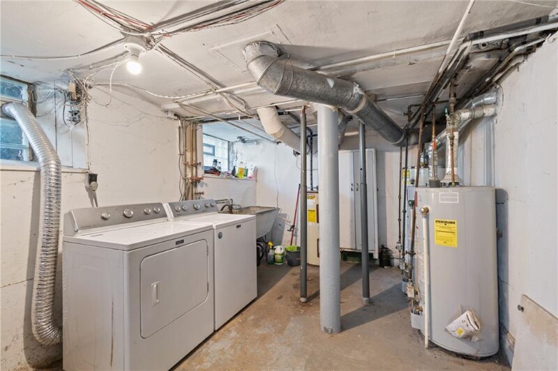 Building Photo - 214 Culver Rd