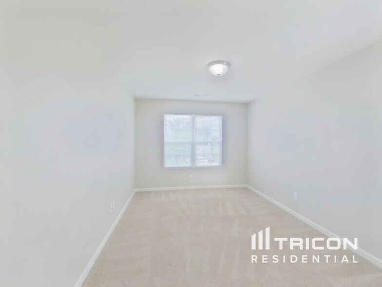 Building Photo - 1112 Ametrine Ln