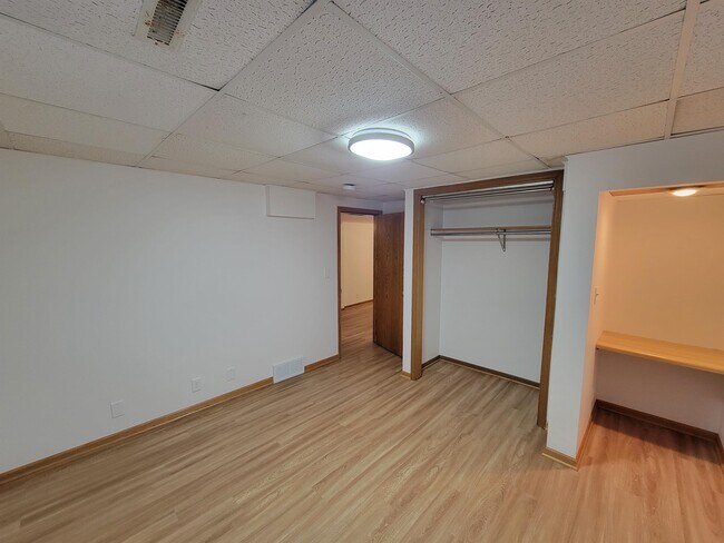 Building Photo - 2722 College St