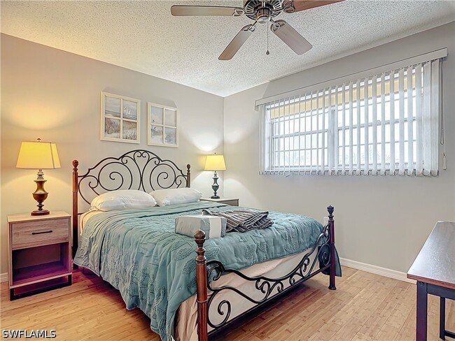 Building Photo - 175 Turtle Lake Ct