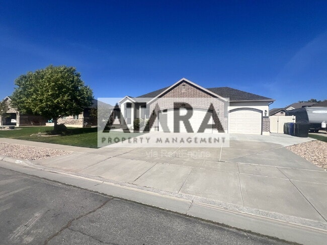 Building Photo - 1124 W 2850 S