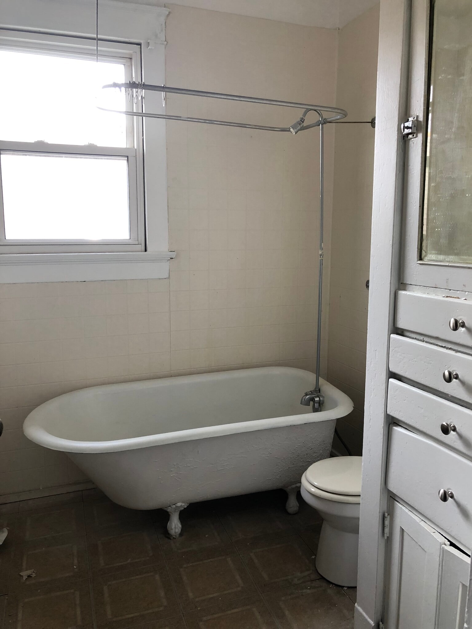 Bathroom - 1810 Paul Morphy St