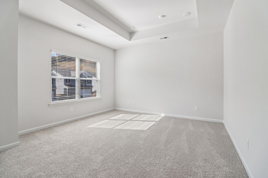 Building Photo - 708 Shetland Trl