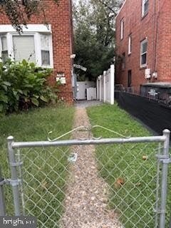 Building Photo - 820 Xenia St SE