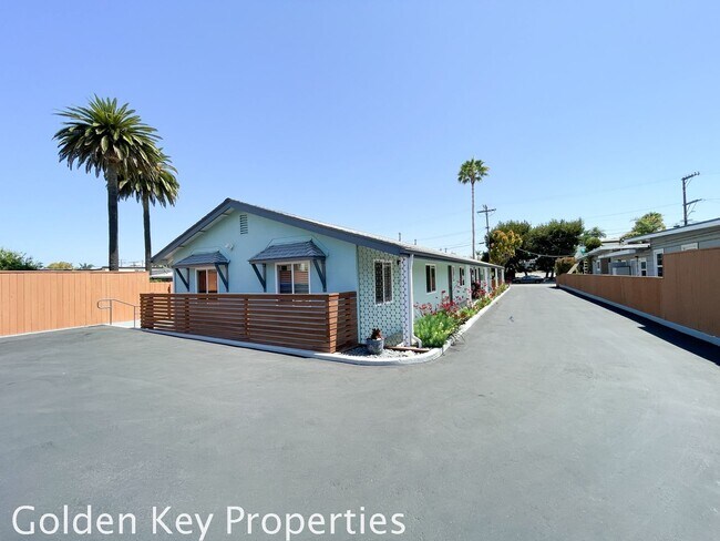 Building Photo - Remodeled 2 Bedroom in Prime Carlsbad Village!