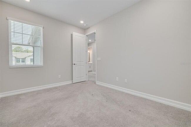 Building Photo - 5005 San Martino Dr