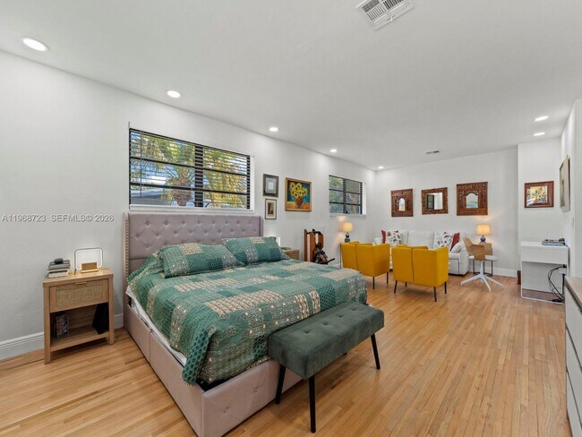 Building Photo - 9320 SW 125th Terrace