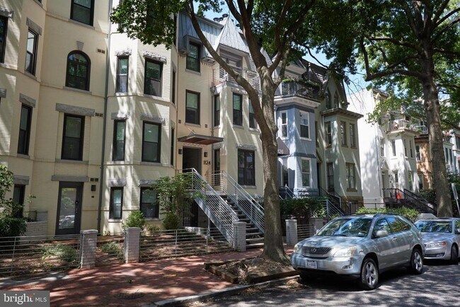 Building Photo - 1124 25th St NW