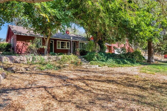 Building Photo - 31638 Lodge Rd