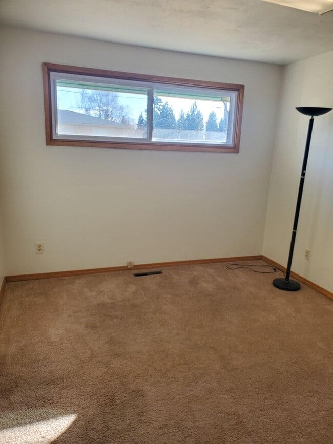 Building Photo - Indian Trail Corner Lot Home