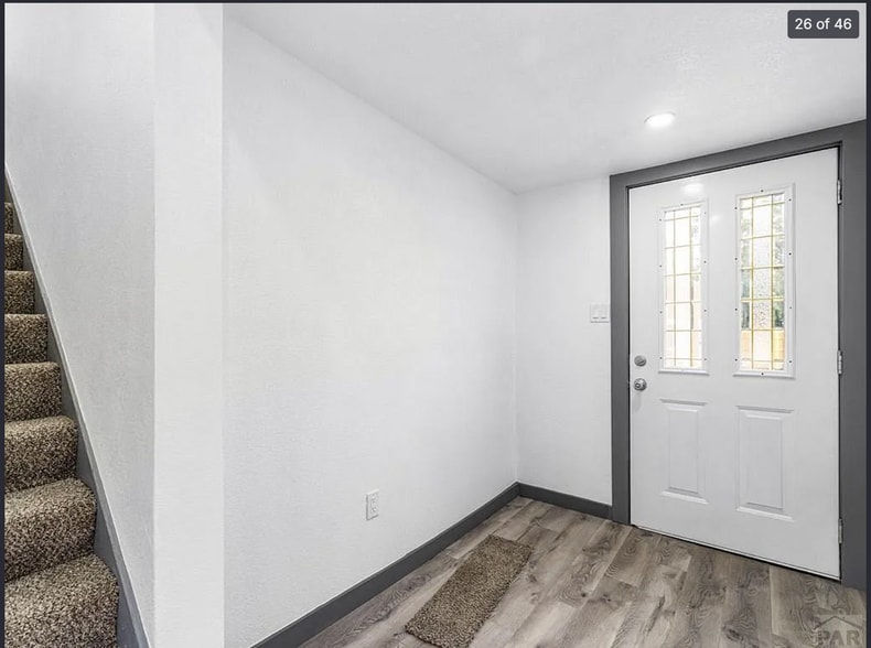 Building Photo - 1835 E 4th St