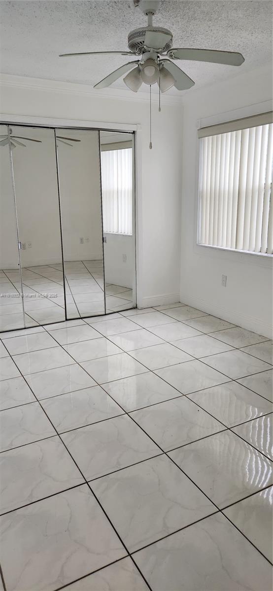 Building Photo - 6200 W Flagler St