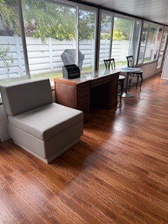 Building Photo - 36 SE 5th St