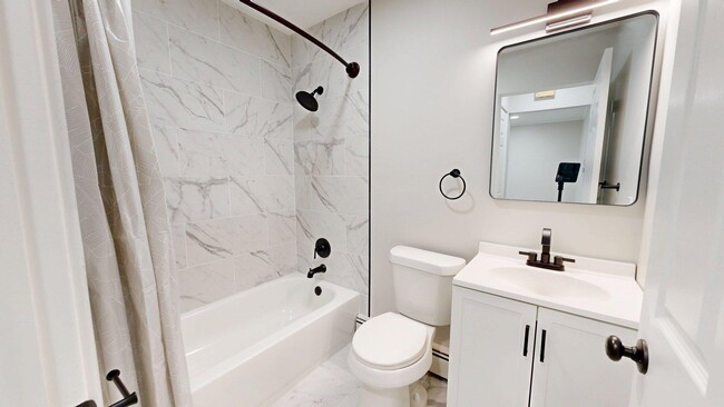 Building Photo - 122 Allen Dr