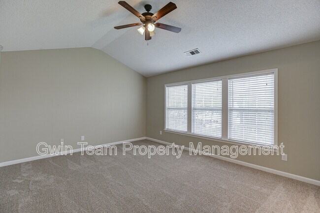 Building Photo - 305 Leatherman Ct