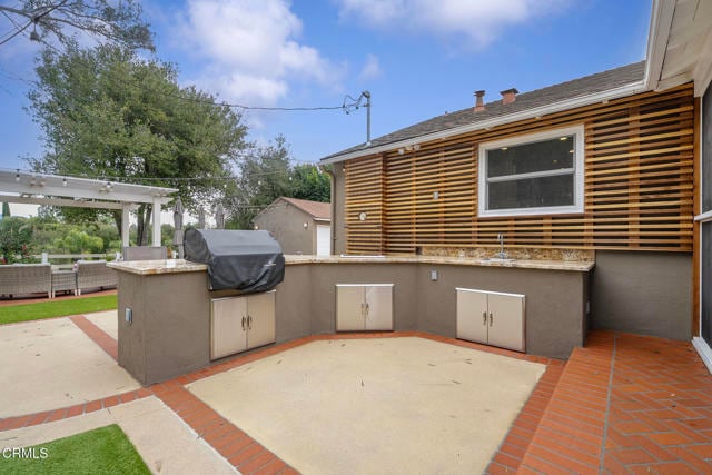 Building Photo - 208 Champion Pl