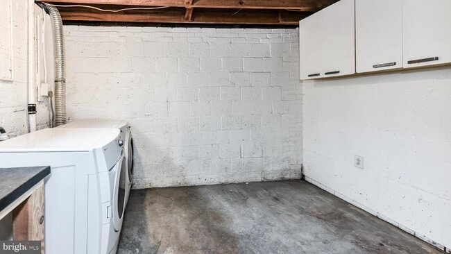 Building Photo - 6607 Berkshire Dr