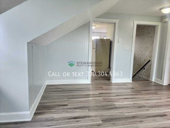 Building Photo - 12990 Lincoln Way W