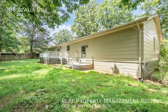 Building Photo - 308 Azalia Dr