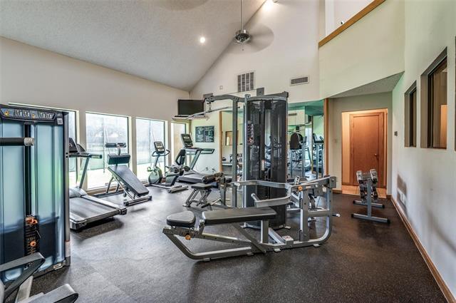 Building Photo - 4242 N Capistrano Dr