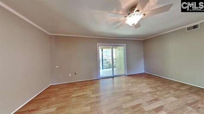 Building Photo - 601 Riverhill Cir