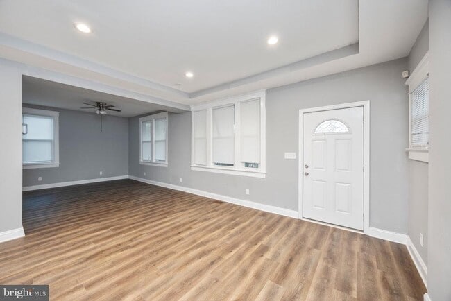 Building Photo - 2909 Echodale Ave