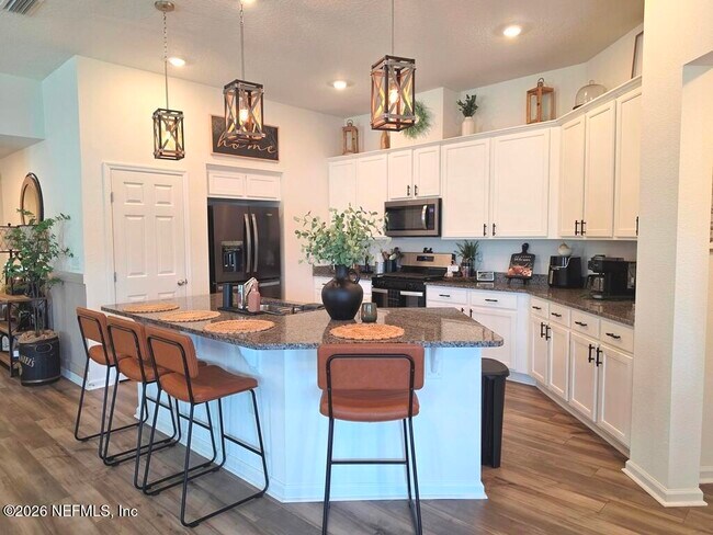 Building Photo - 11189 Buckner Ln