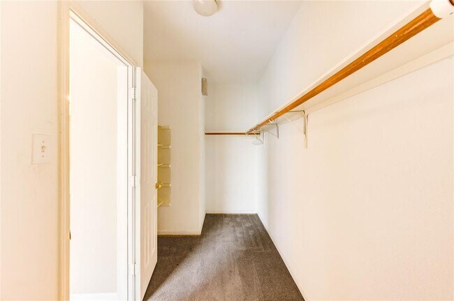 Building Photo - 20710 Falcon Hill St
