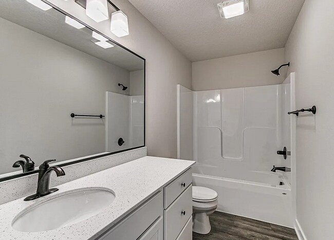 Building Photo - 6941 Holly Ct
