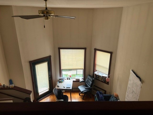 Building Photo - 402 W Dayton St