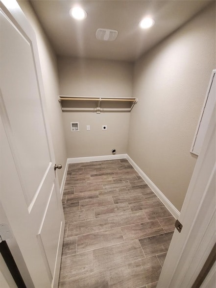 Building Photo - 14928 Chipwood Dr