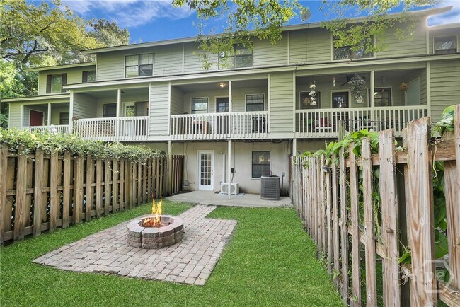Building Photo - 2612 Whatley Ave