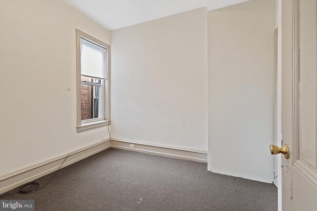 Building Photo - 2118 N Carlisle St