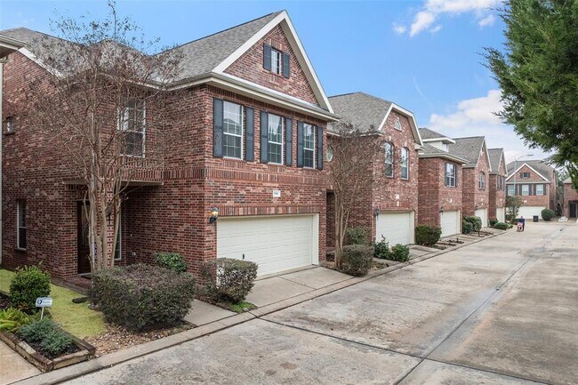 Building Photo - 1518 Olive Park