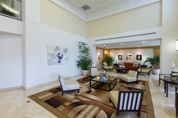 Building Photo - 2080 S Ocean Dr