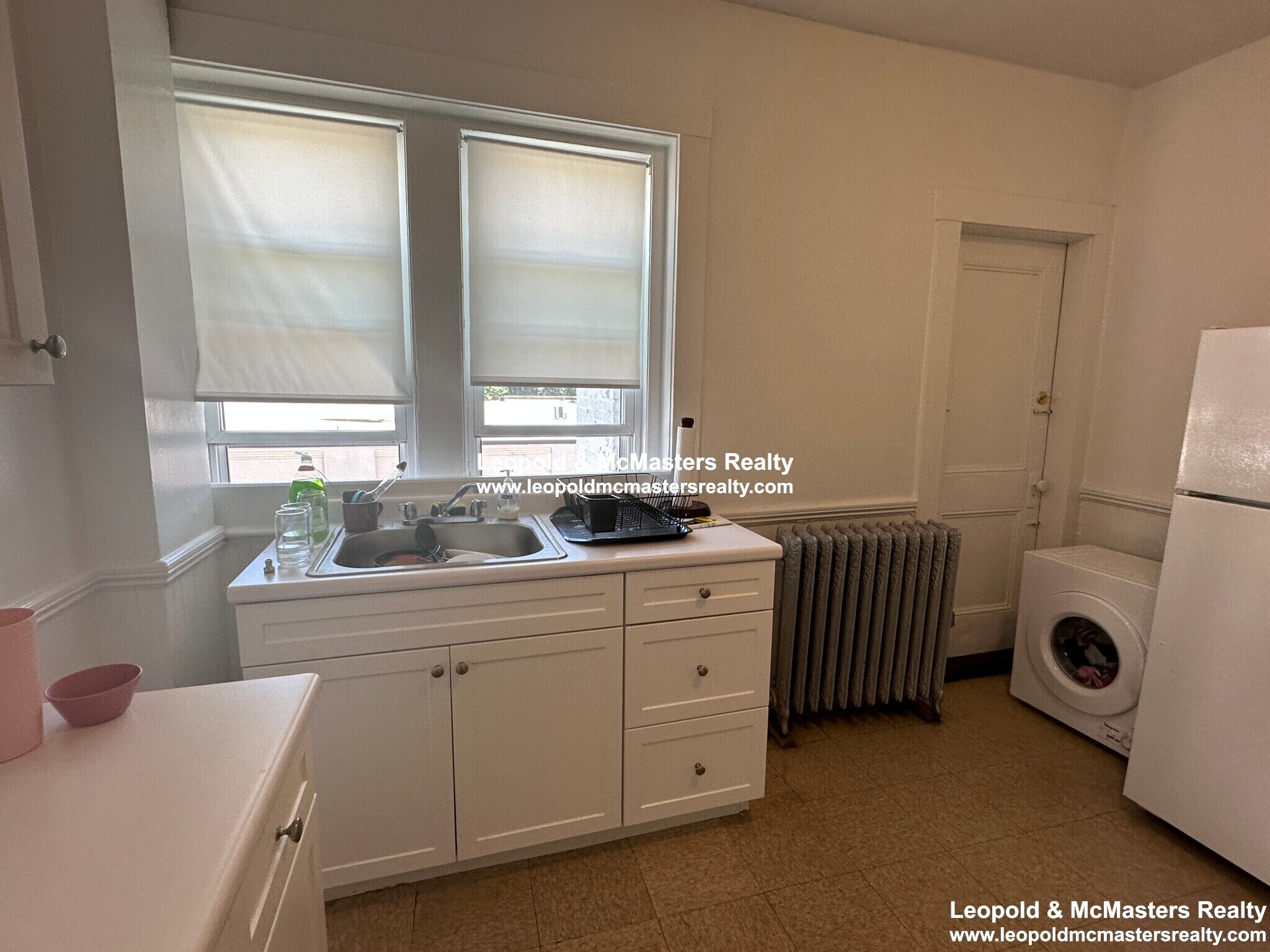 Building Photo - 18 Medfield St