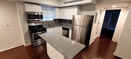 Building Photo - 7333 Dickens Ave